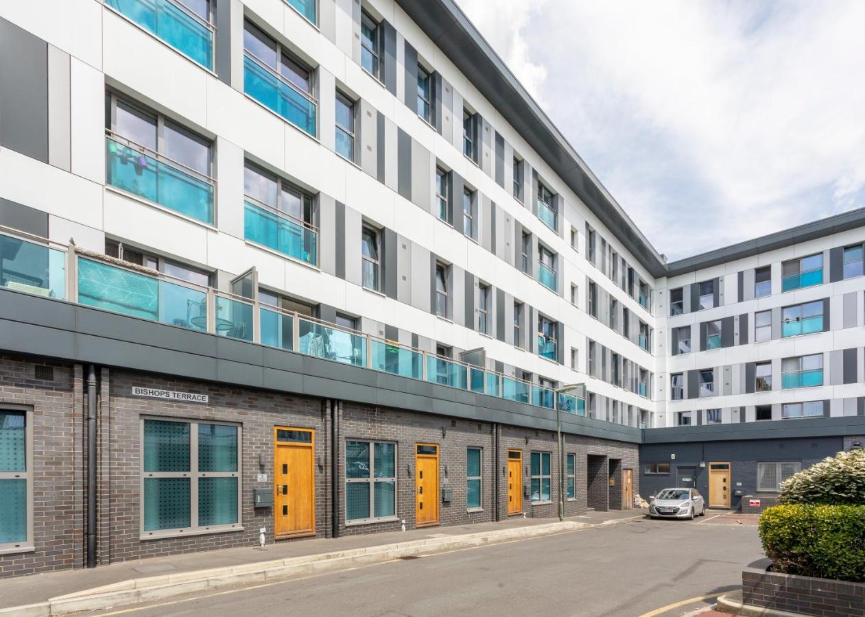 1 Bed Apartment - Redhill Central, Surrey, Gatwick #2 Екстер'єр фото